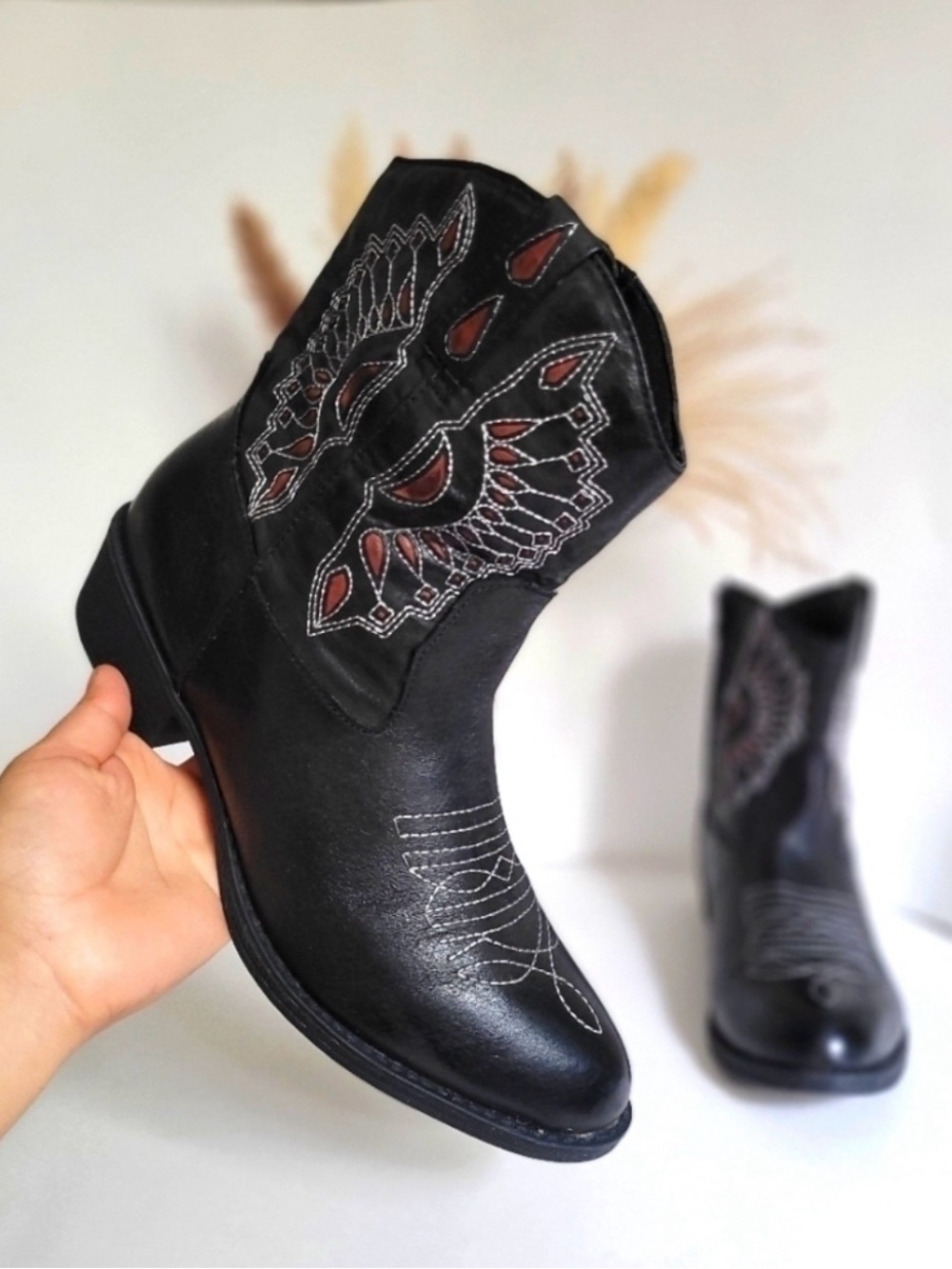 Coconuts by Matisse Black and Brown Heeled Boots size 8. women